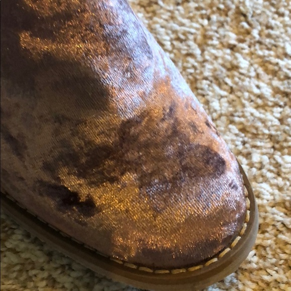 Booties - Picture 4 of 11